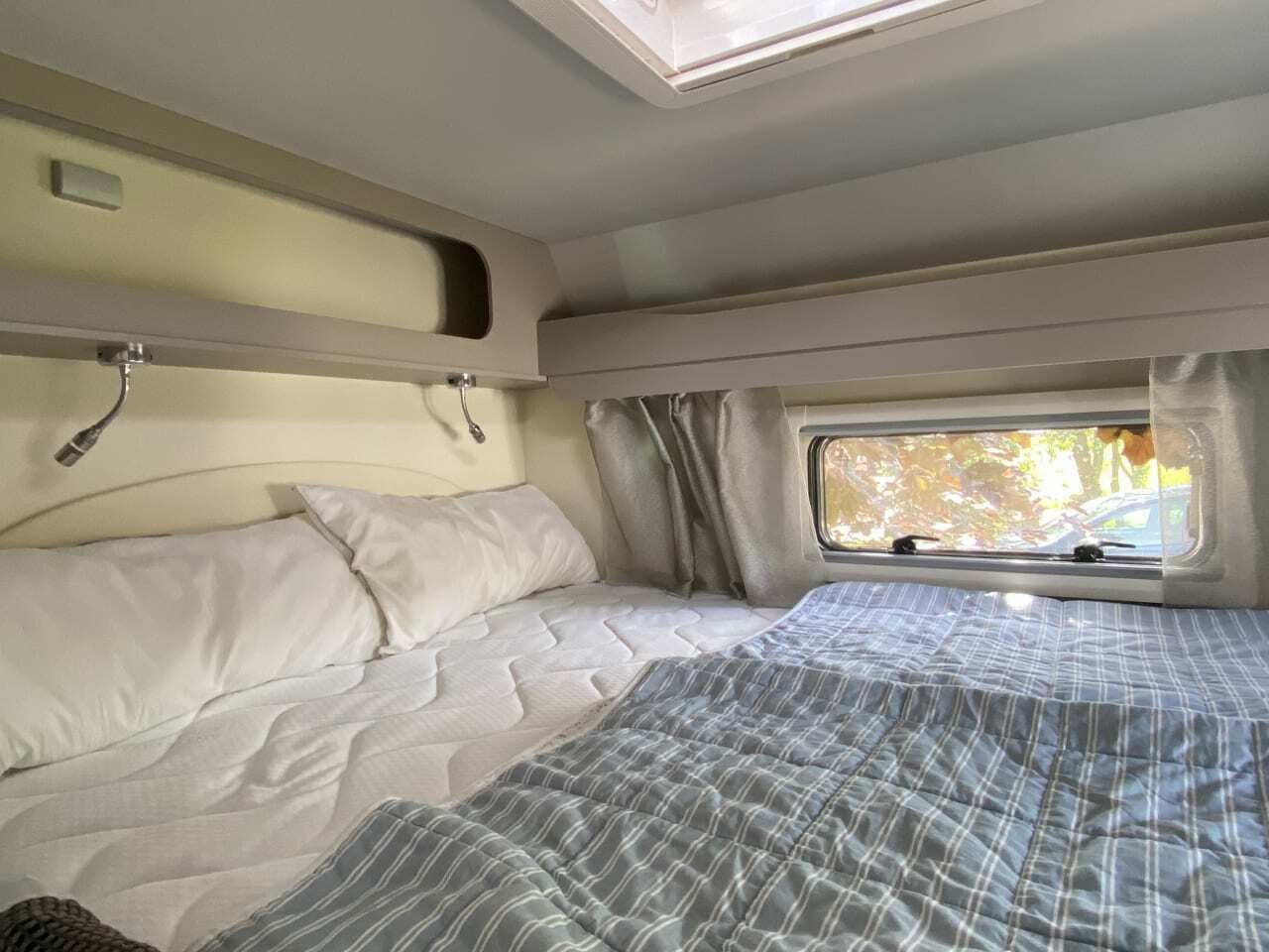 resized_camper-picture-60947-541471